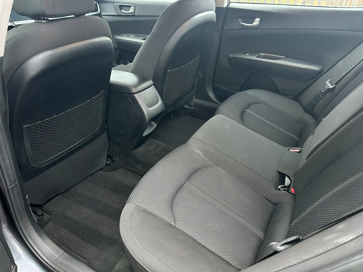 Kia Optima rear seats and carpet after interior detailing